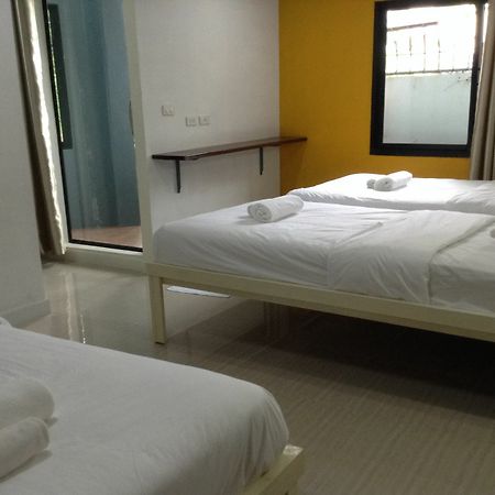 Bc Guesthouse Si Phraya Bangkok Exterior photo
