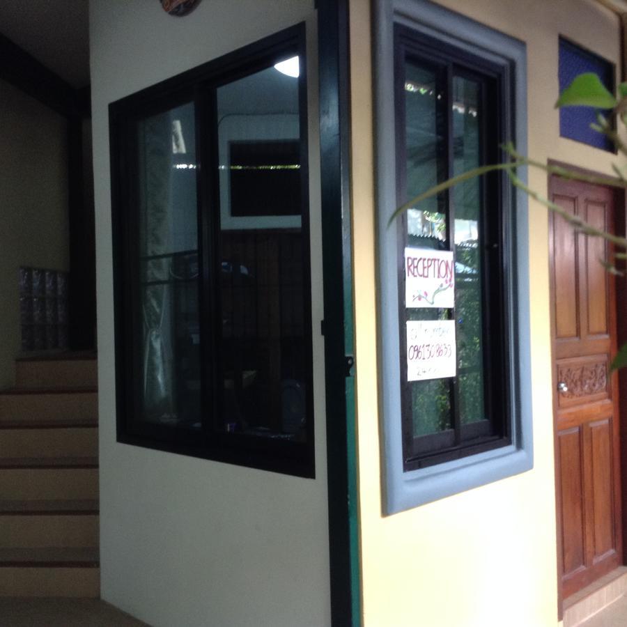 Bc Guesthouse Si Phraya Bangkok Exterior photo