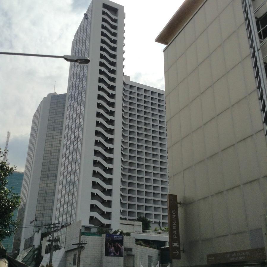 Bc Guesthouse Si Phraya Bangkok Exterior photo